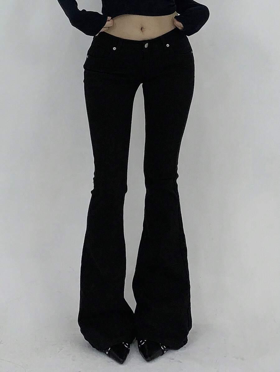 czarne spodnie jeans
