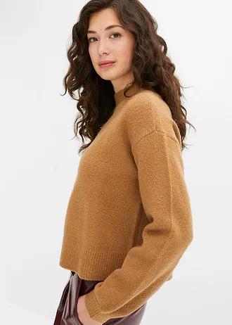 brązowy sweter okrągły dekolt 