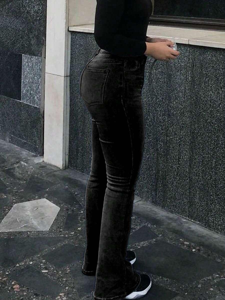 czarne spodnie jeans
