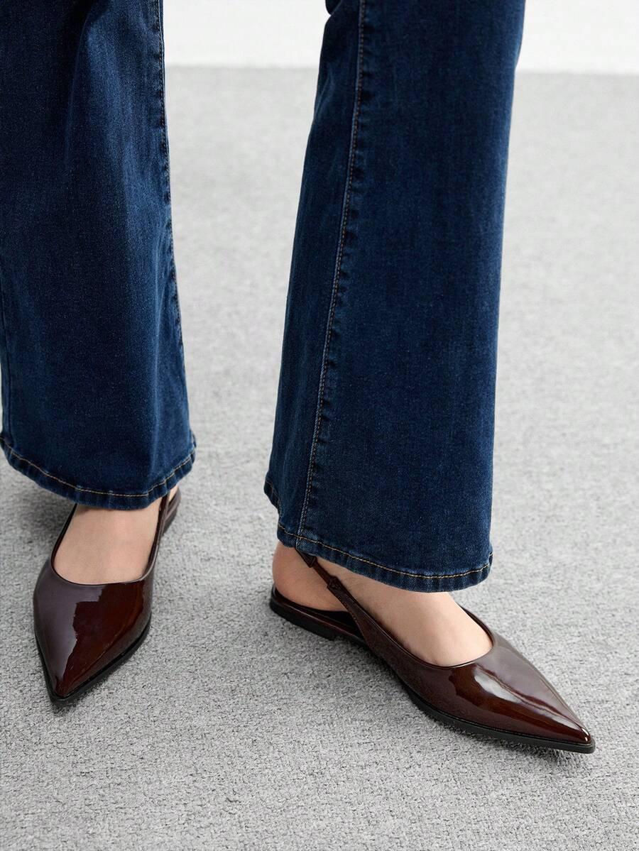 PŁASKIE BUTY Z ODKRYTĄ PIĘTĄ