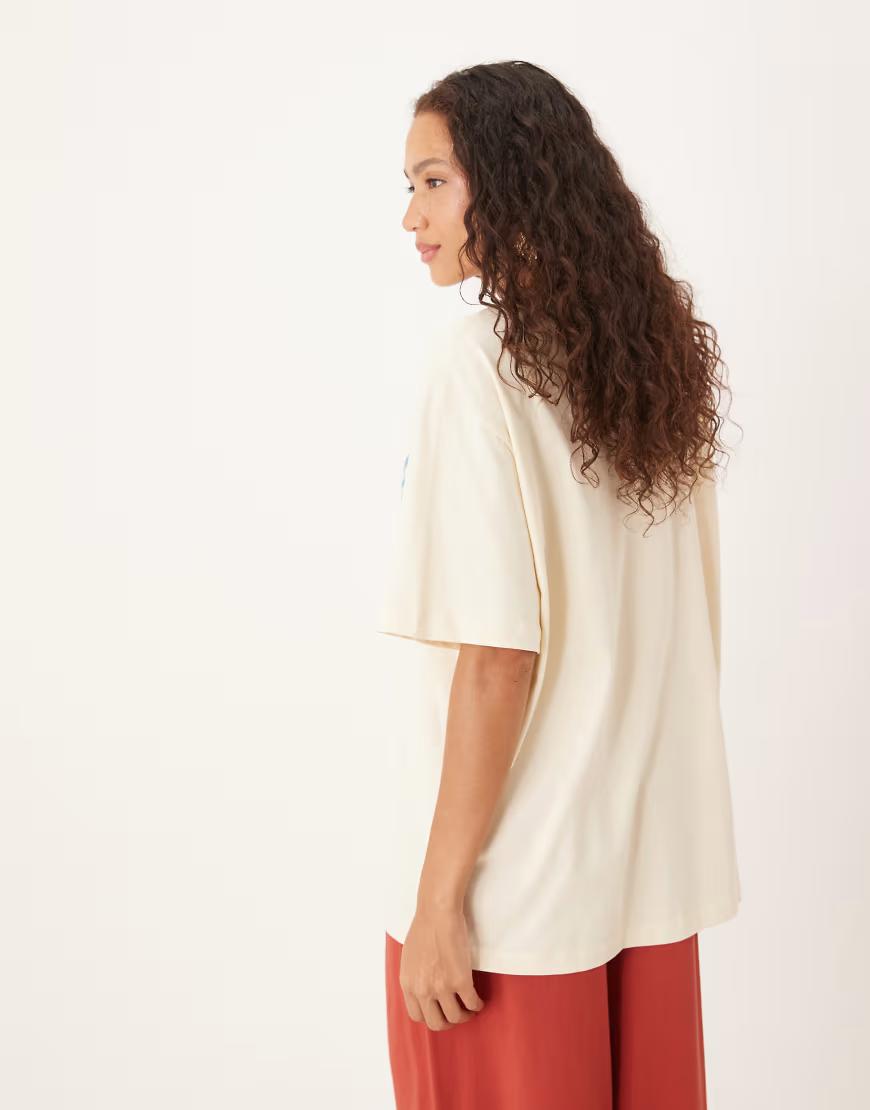kremowy t-shirt print