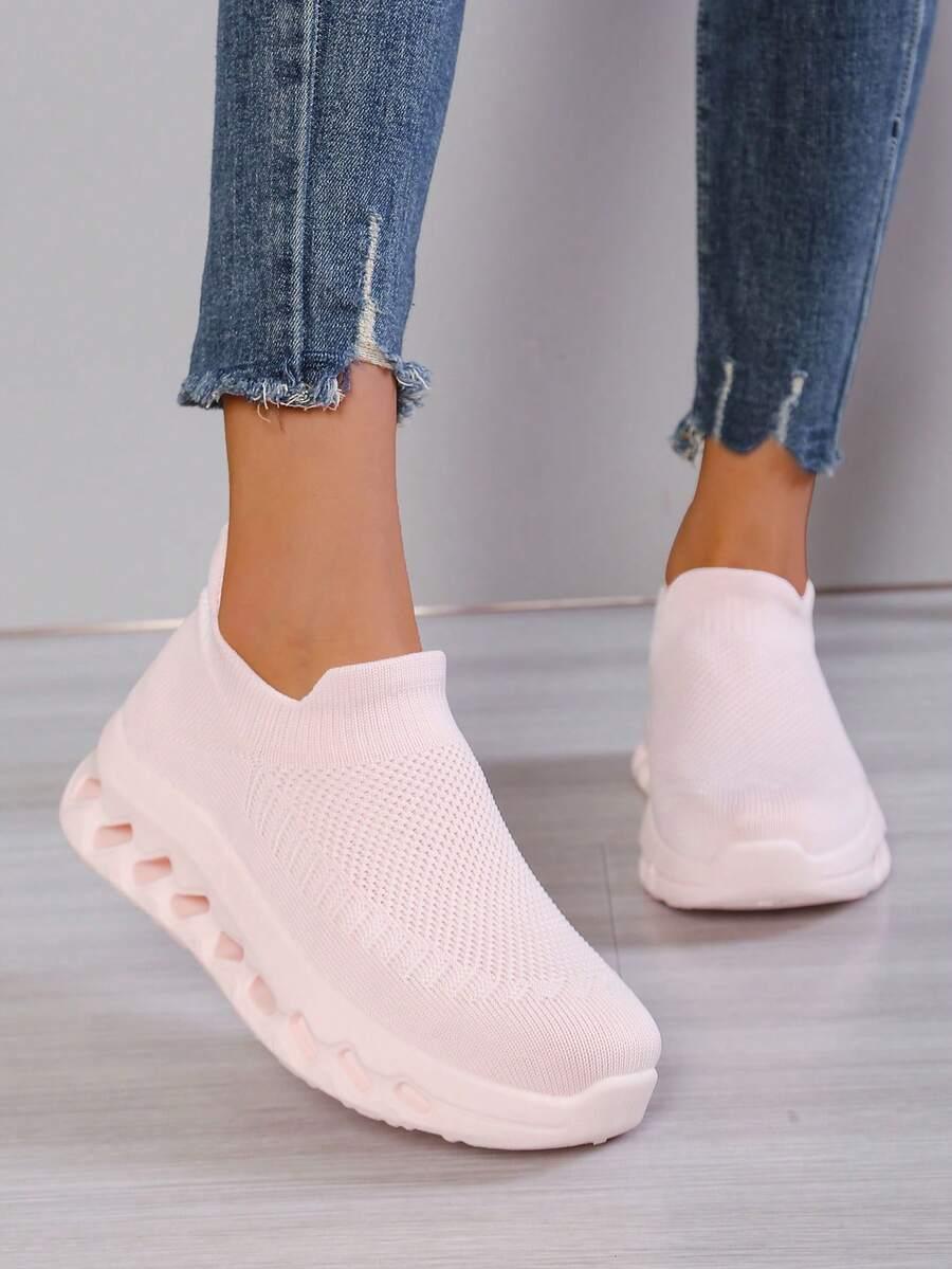 różowe buty sportowe