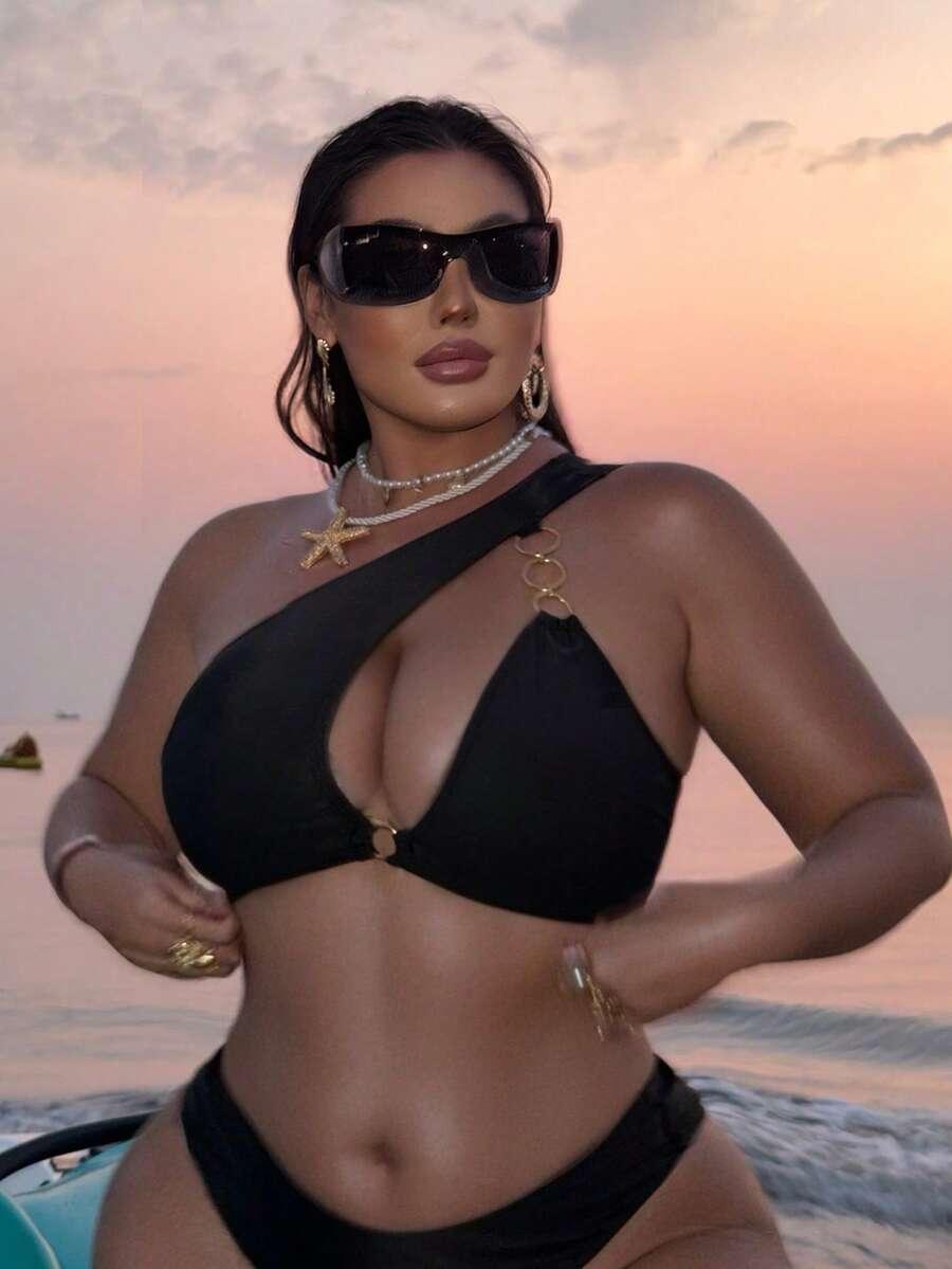 czarna góra od bikini