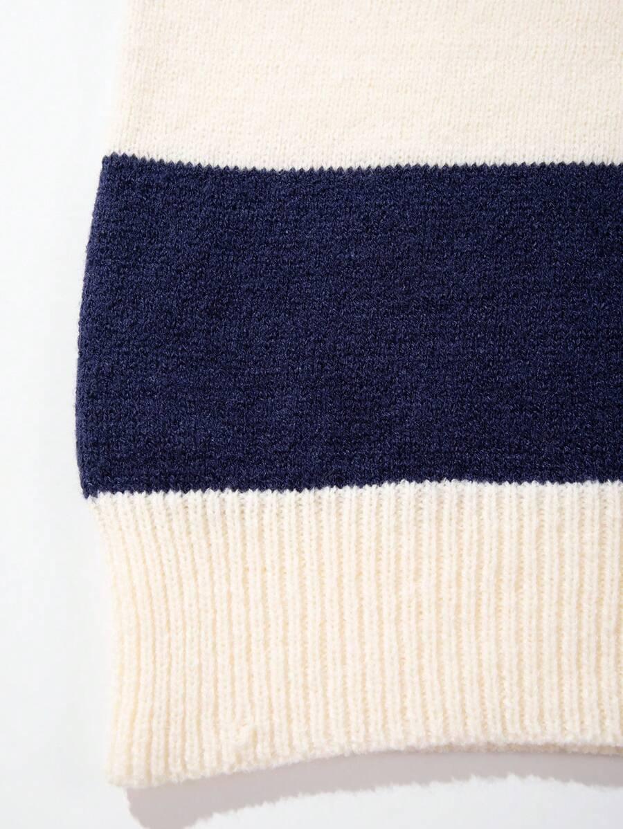 SWETER W PASKI