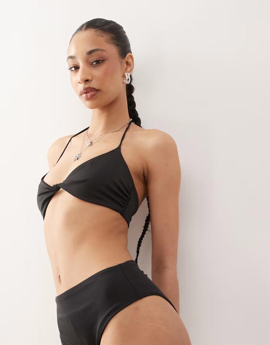 CZARNA GÓRA OD BIKINI 