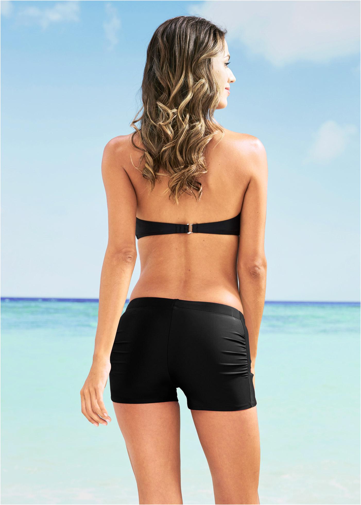 DÓŁ OD BIKINI