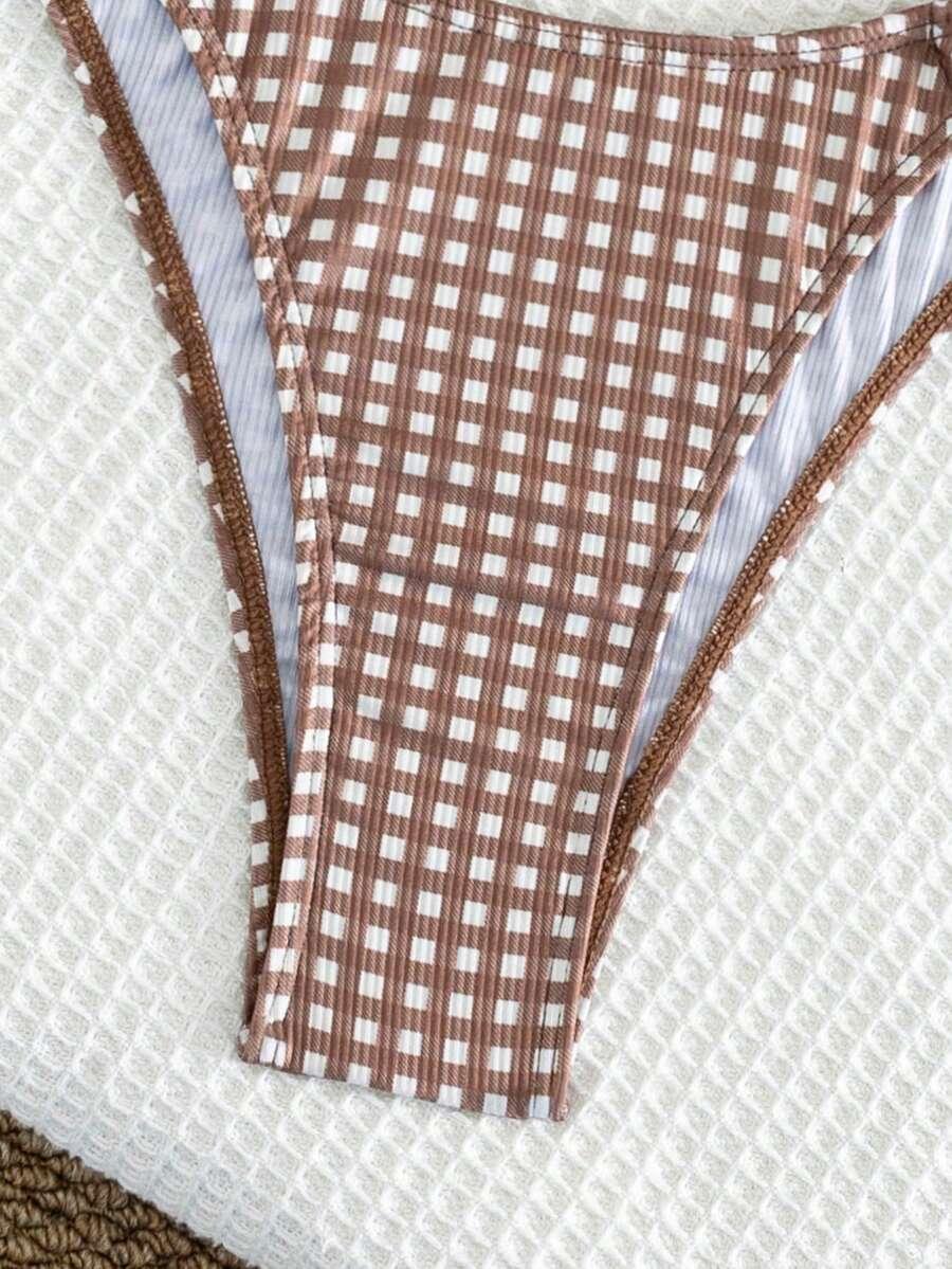 dwuczęściowy strój kąpielowy w kratkę