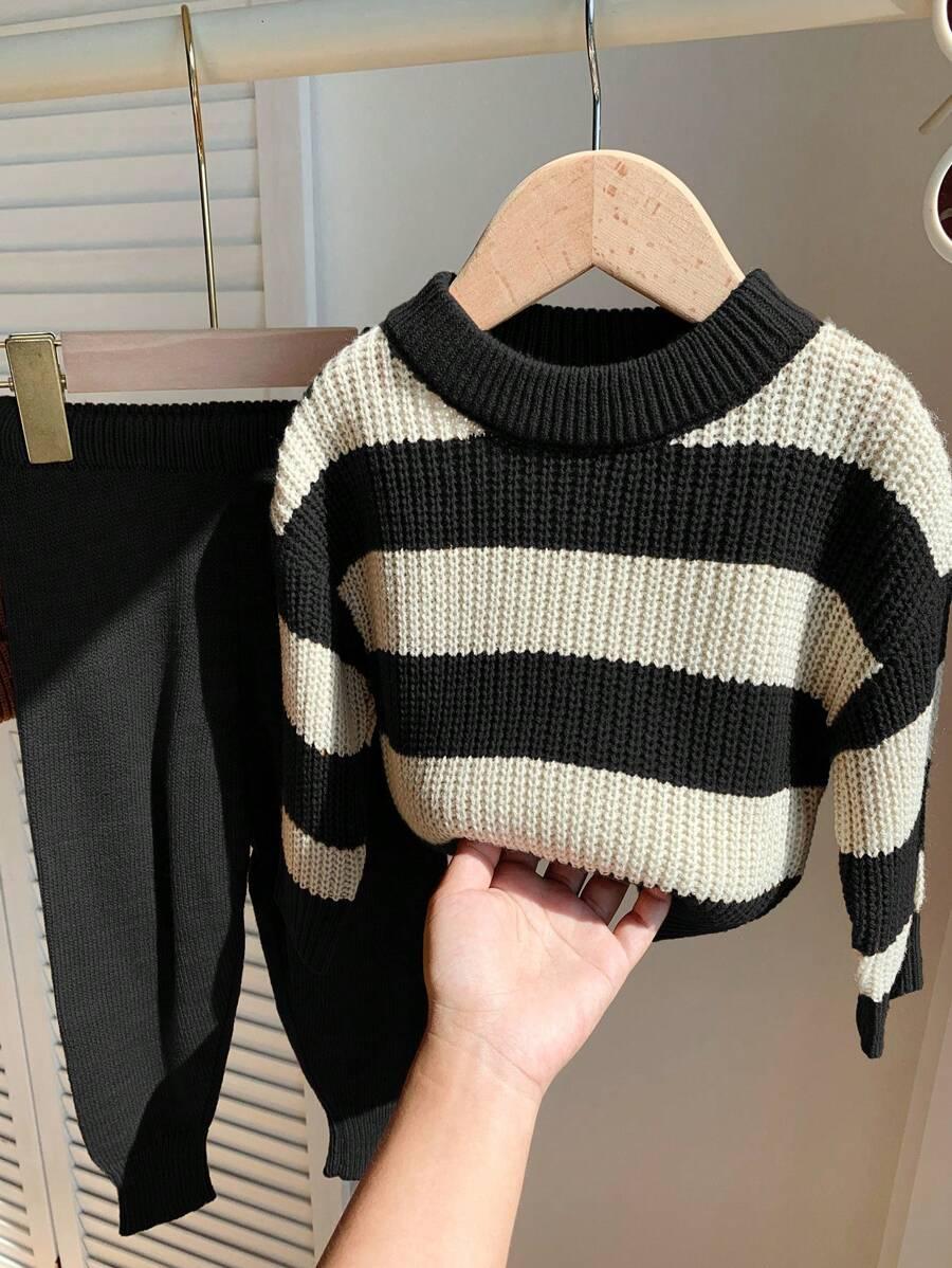 SWETER OKRĄGŁY DEKOLT