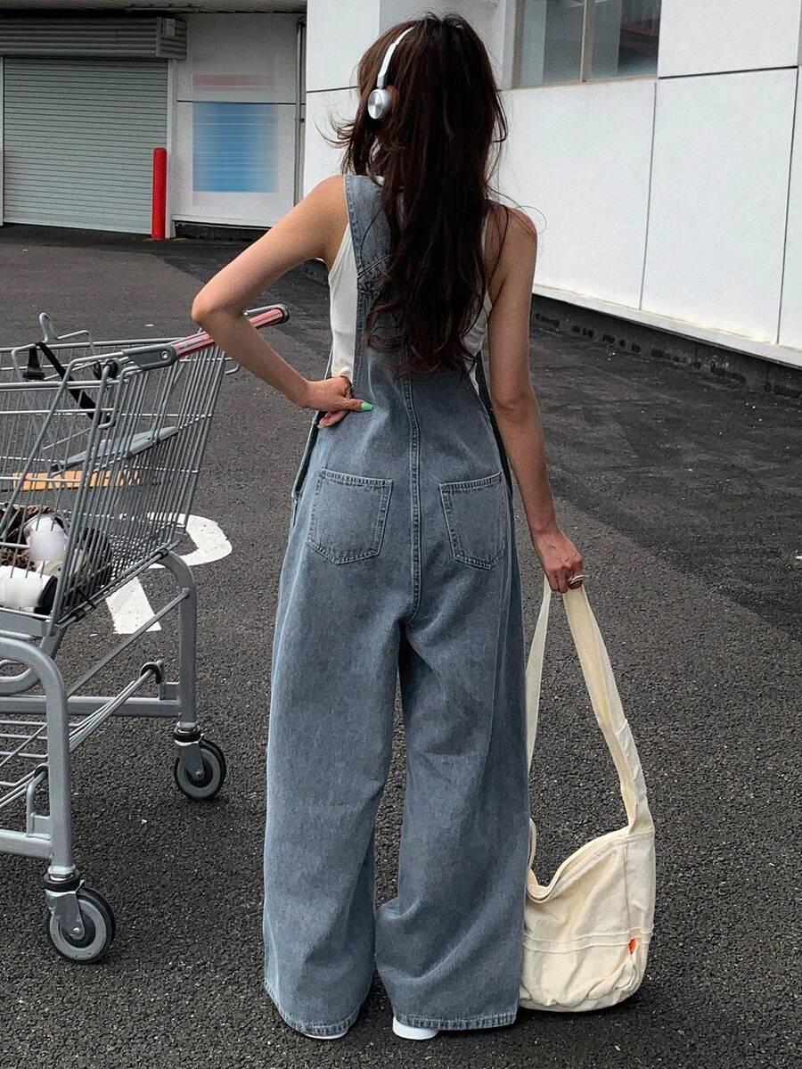 niebeskie ogrodniczki jeans