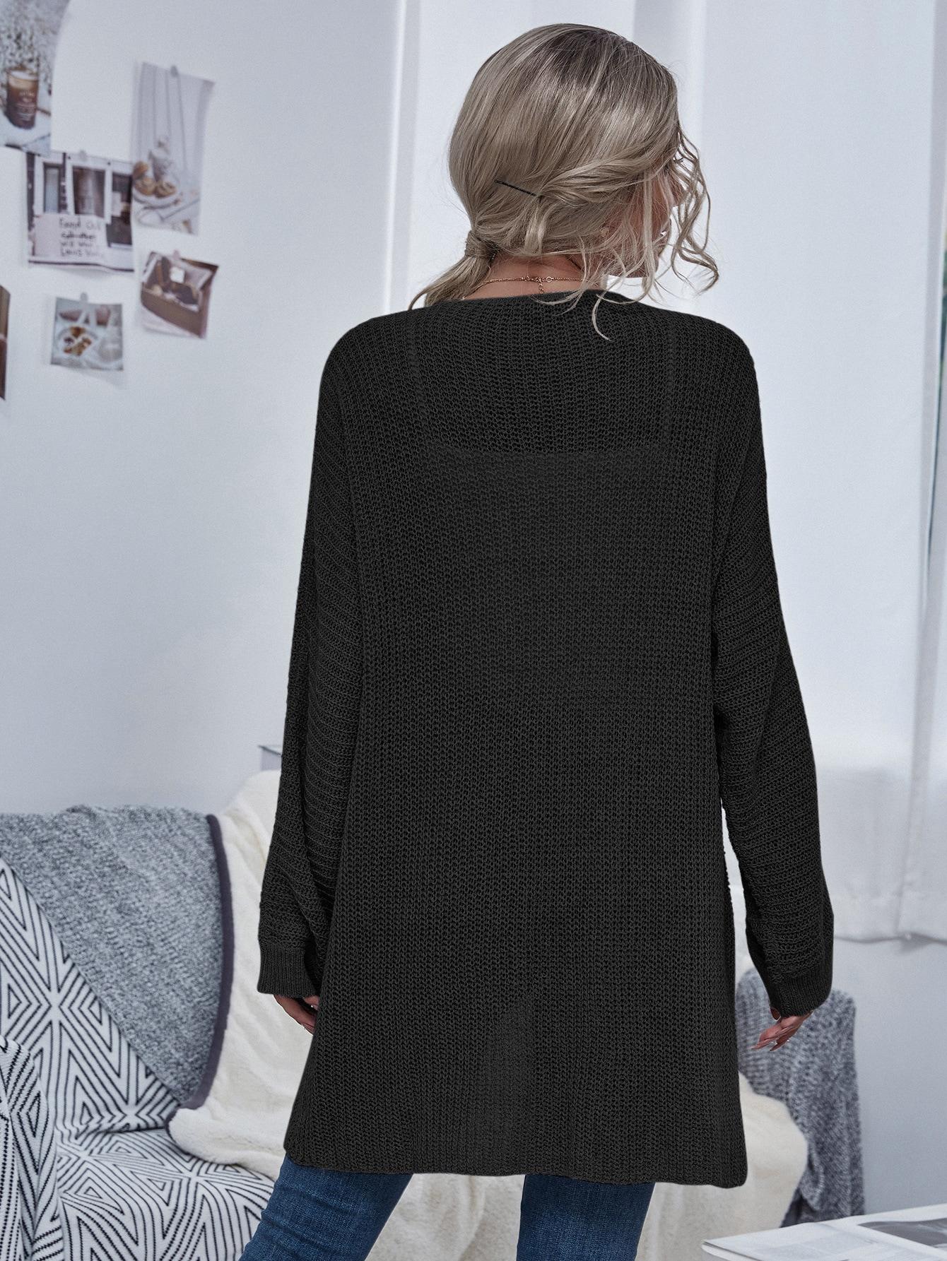 CZARNY SWETER NARZUTKA