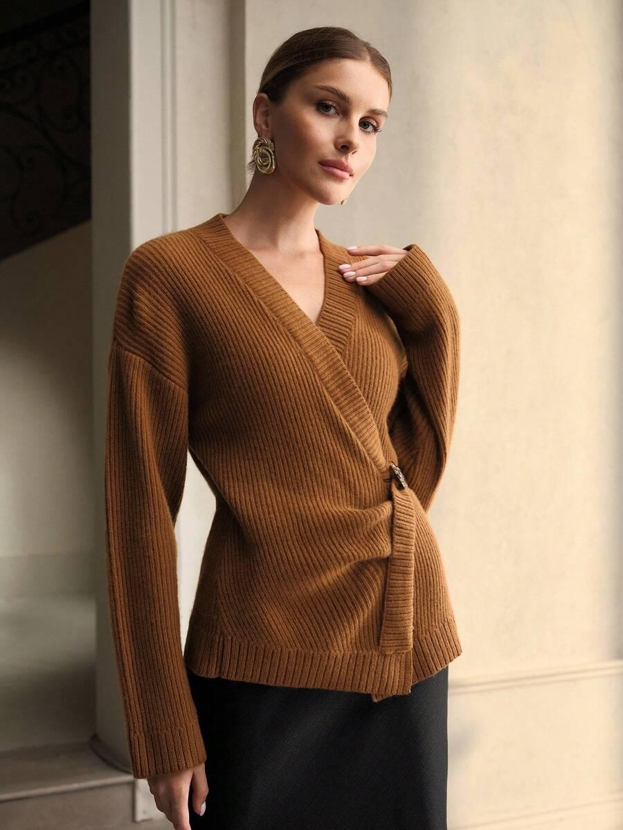 SWETER DAMSKI Z WIĄZANIEM 