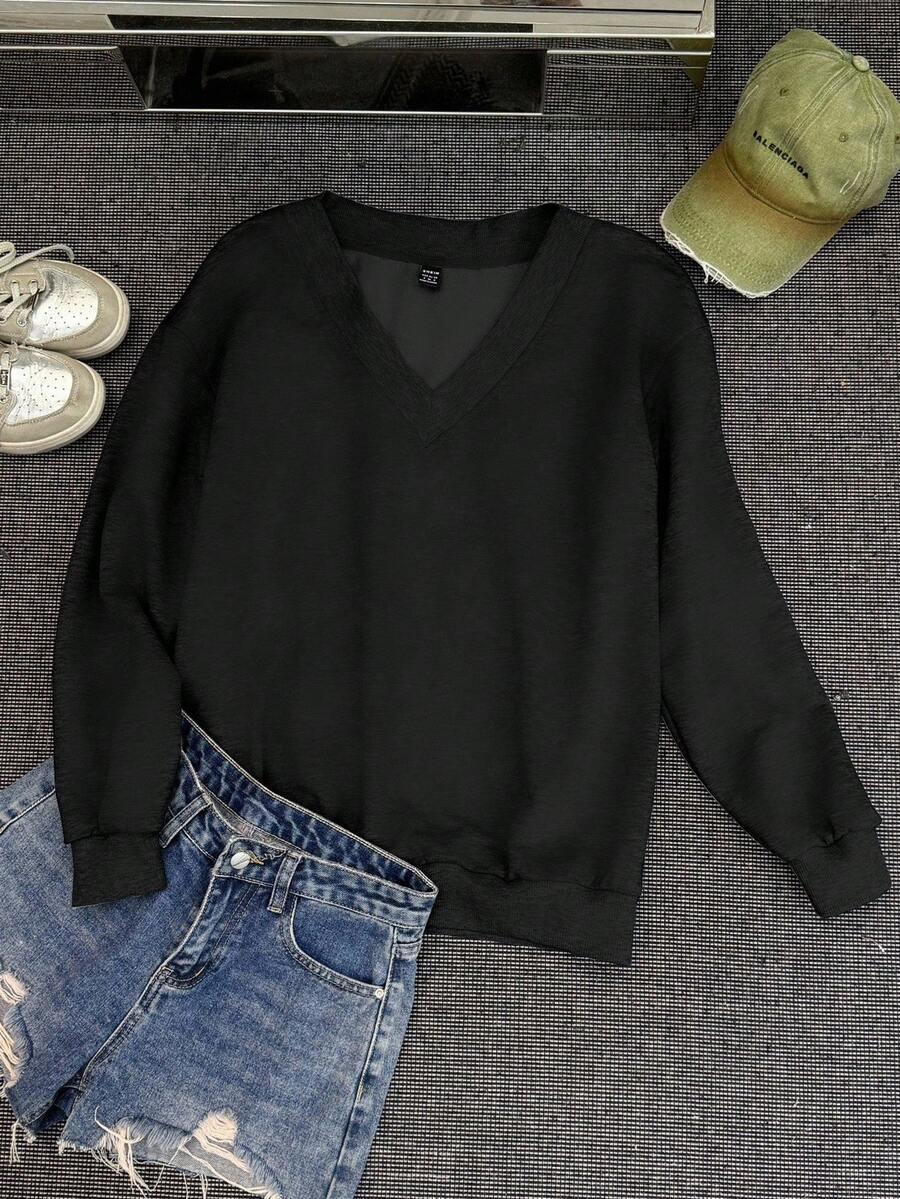 czarna bluza v-neck