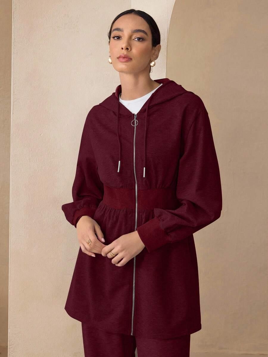 bordowa bluza z kapturem