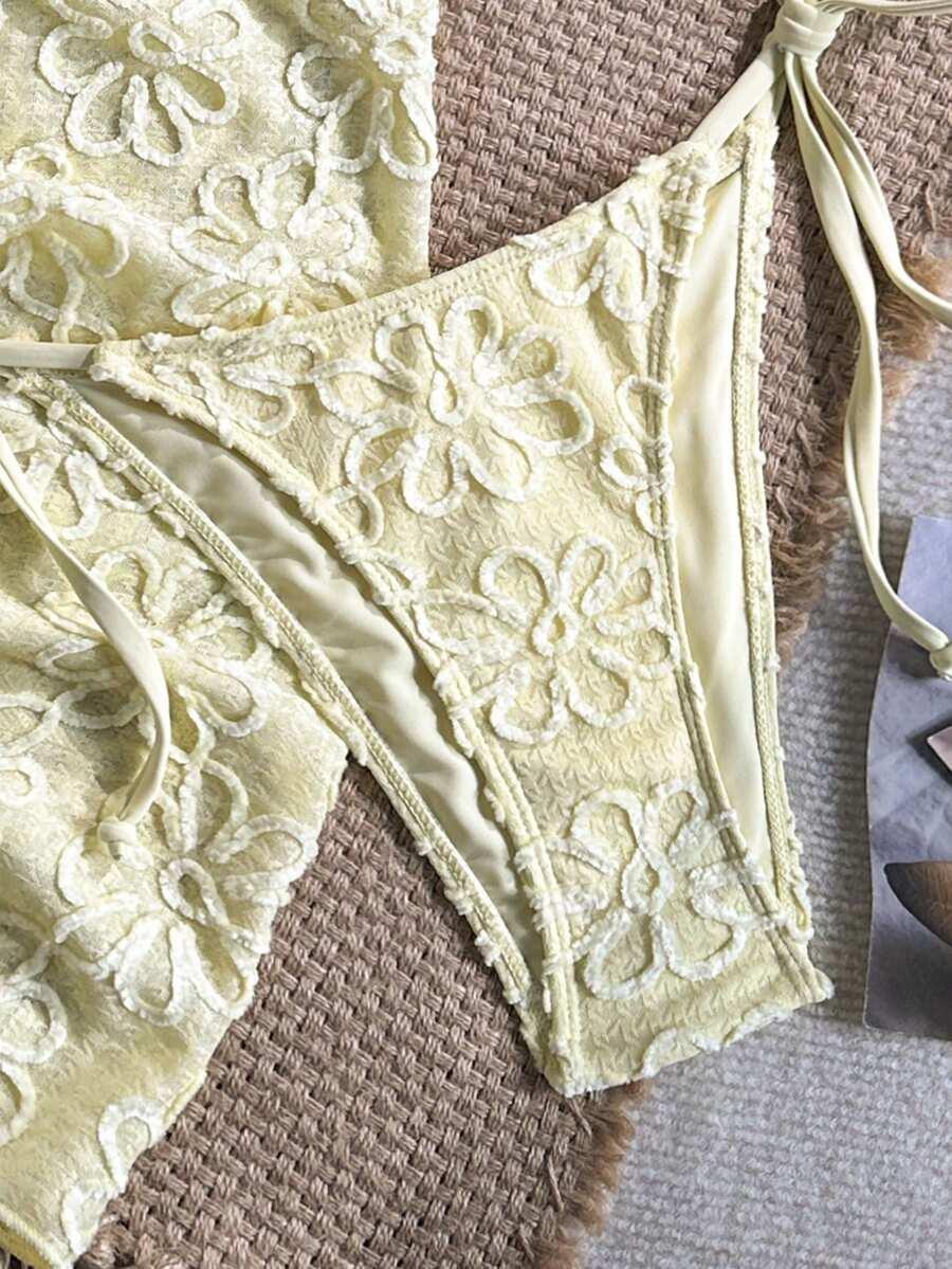 ŻÓŁTY SARONG W KWIATY