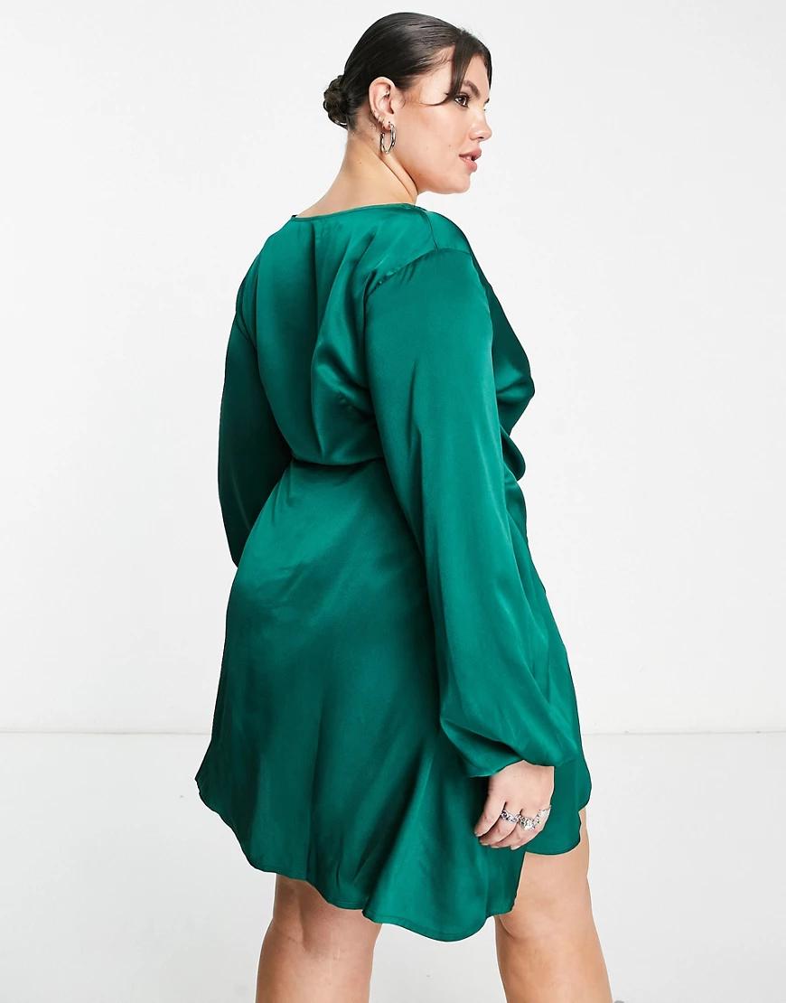 zielona mini sukienka długi rękaw