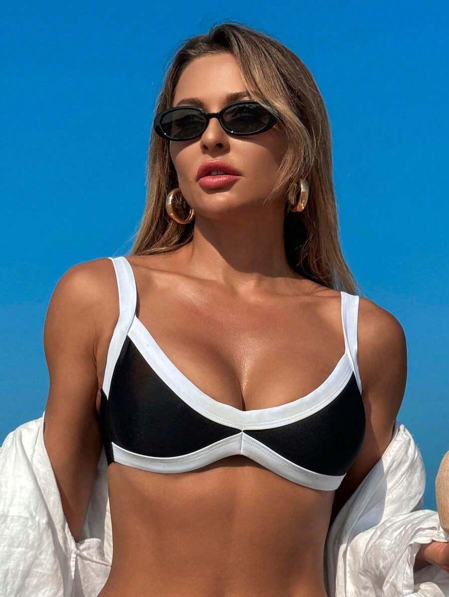 góra od bikini kontrast