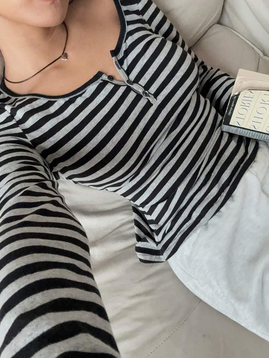 czarna bluzka paski