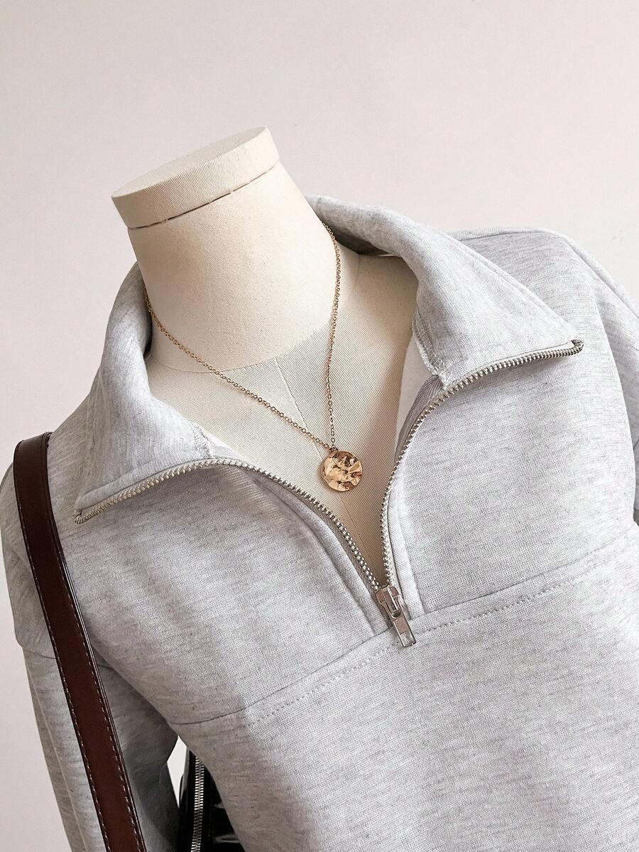 szara bluza casual