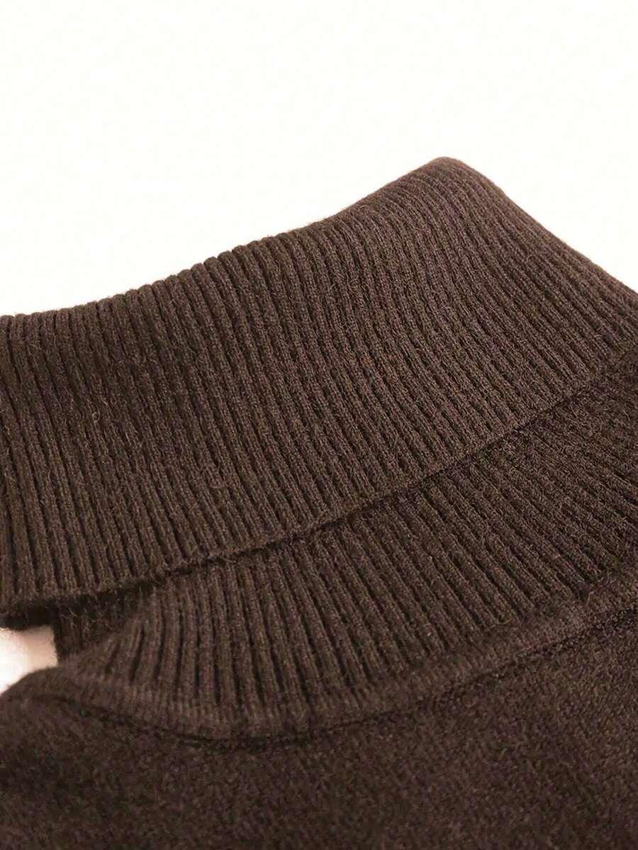 brązowy sweter golf