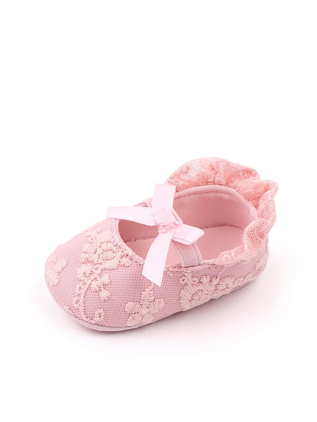 RÓŻOWE BUTY KOKARDY