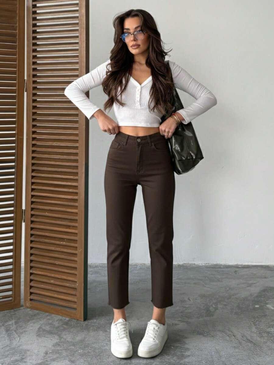 brązowe spodnie jeans