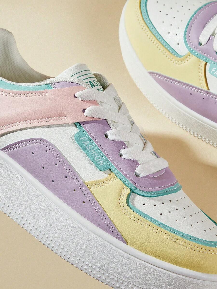 SZNUROWANE BUTY SPORTOWE
