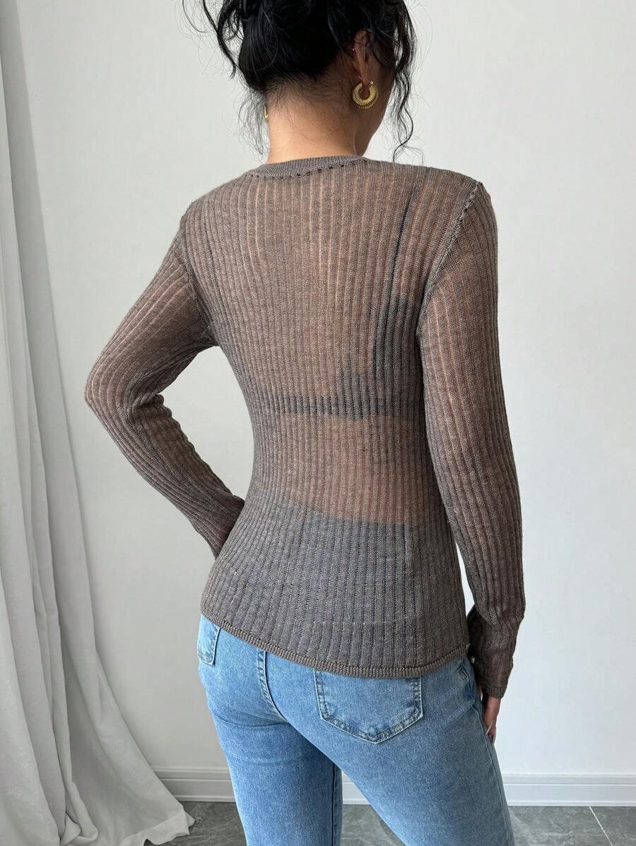 SWETER Z OKRĄGŁYM DEKOLTEM 