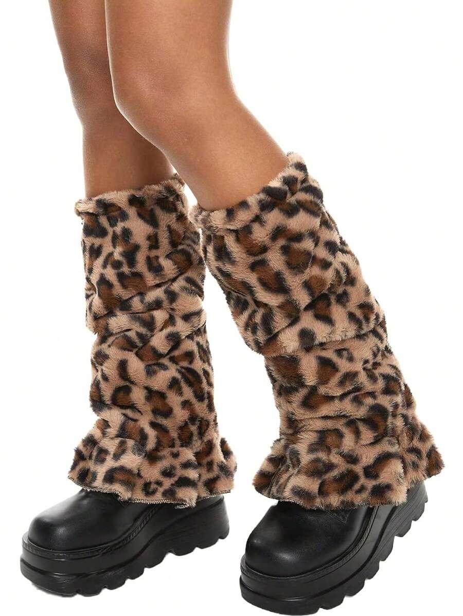 OCIEPLACZE NA NOGI animal print