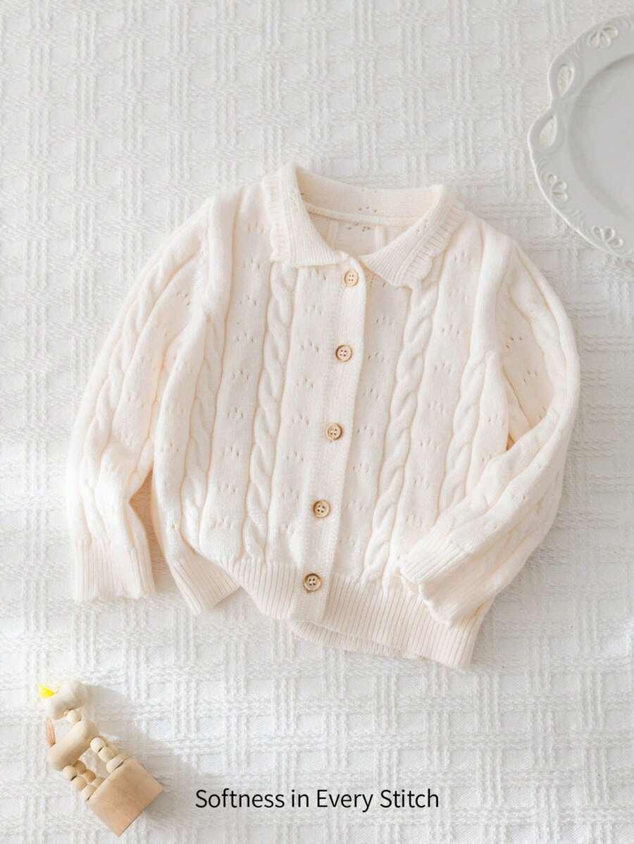 beżowy sweter guziki
