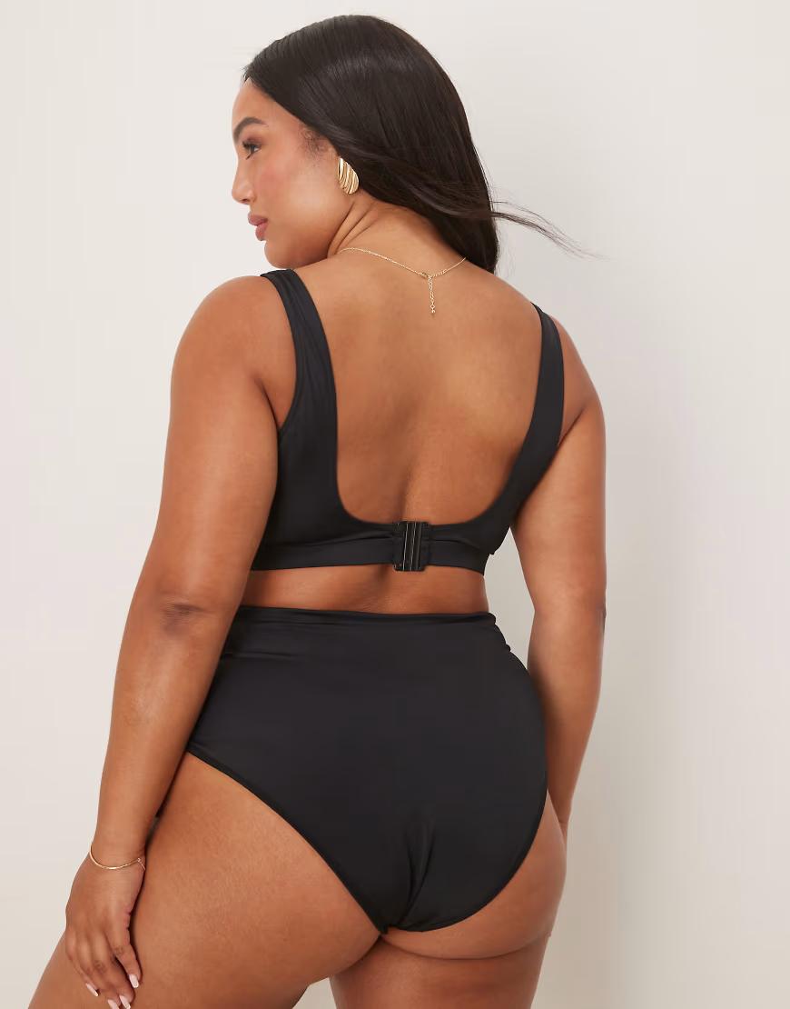 CZARNA GÓRA OD BIKINI