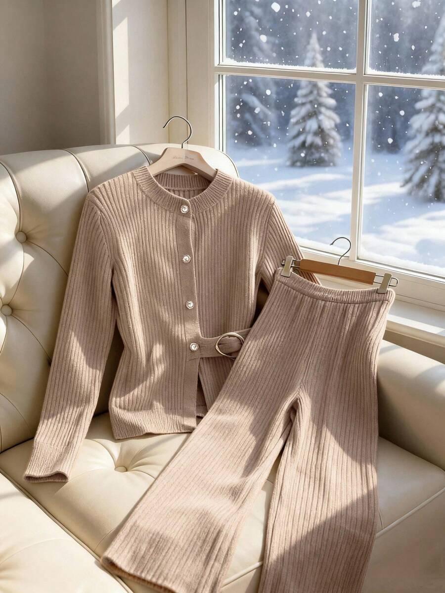 KOMPLET SWETER SPODNIE