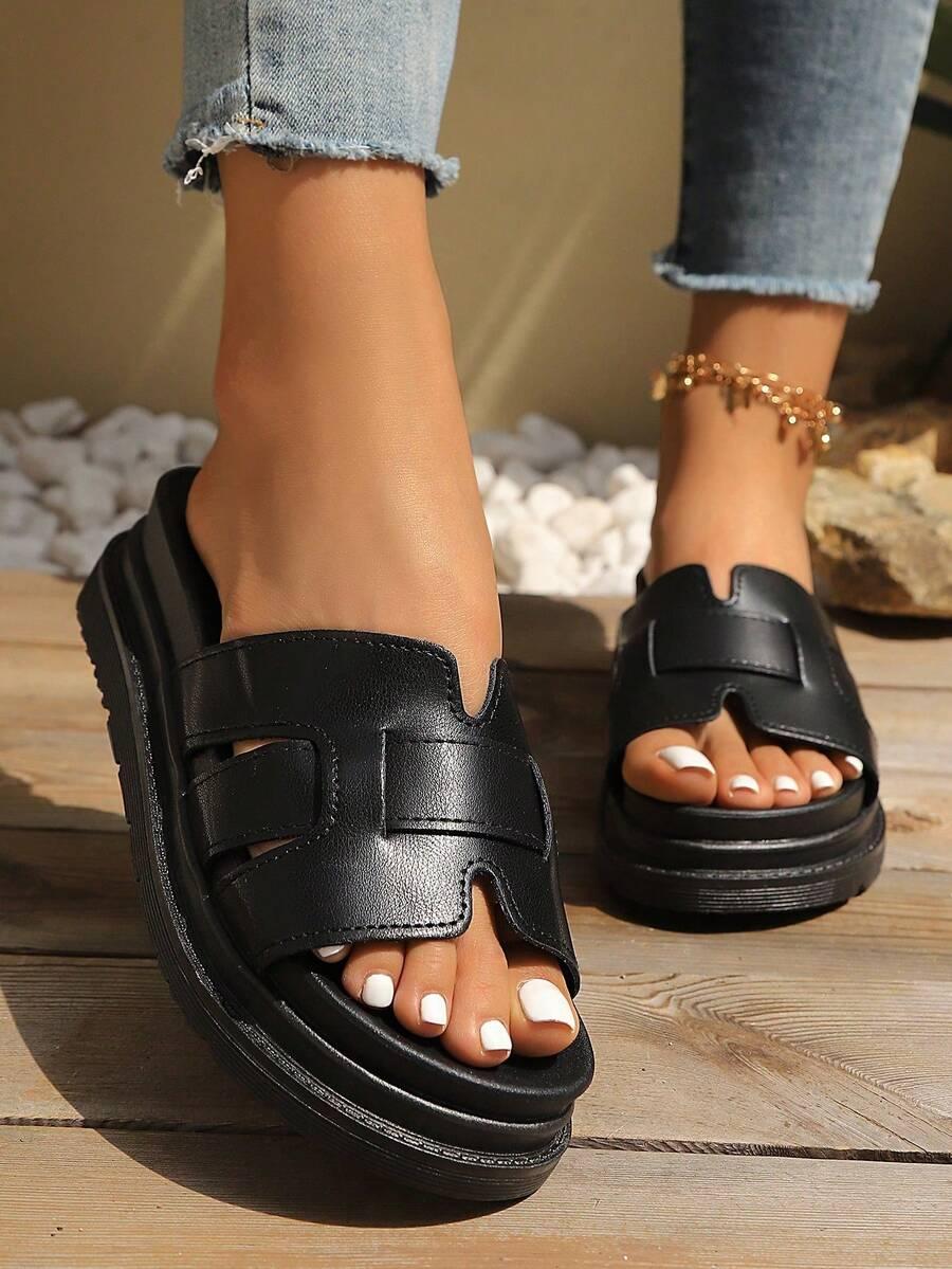 czarne klapki casual