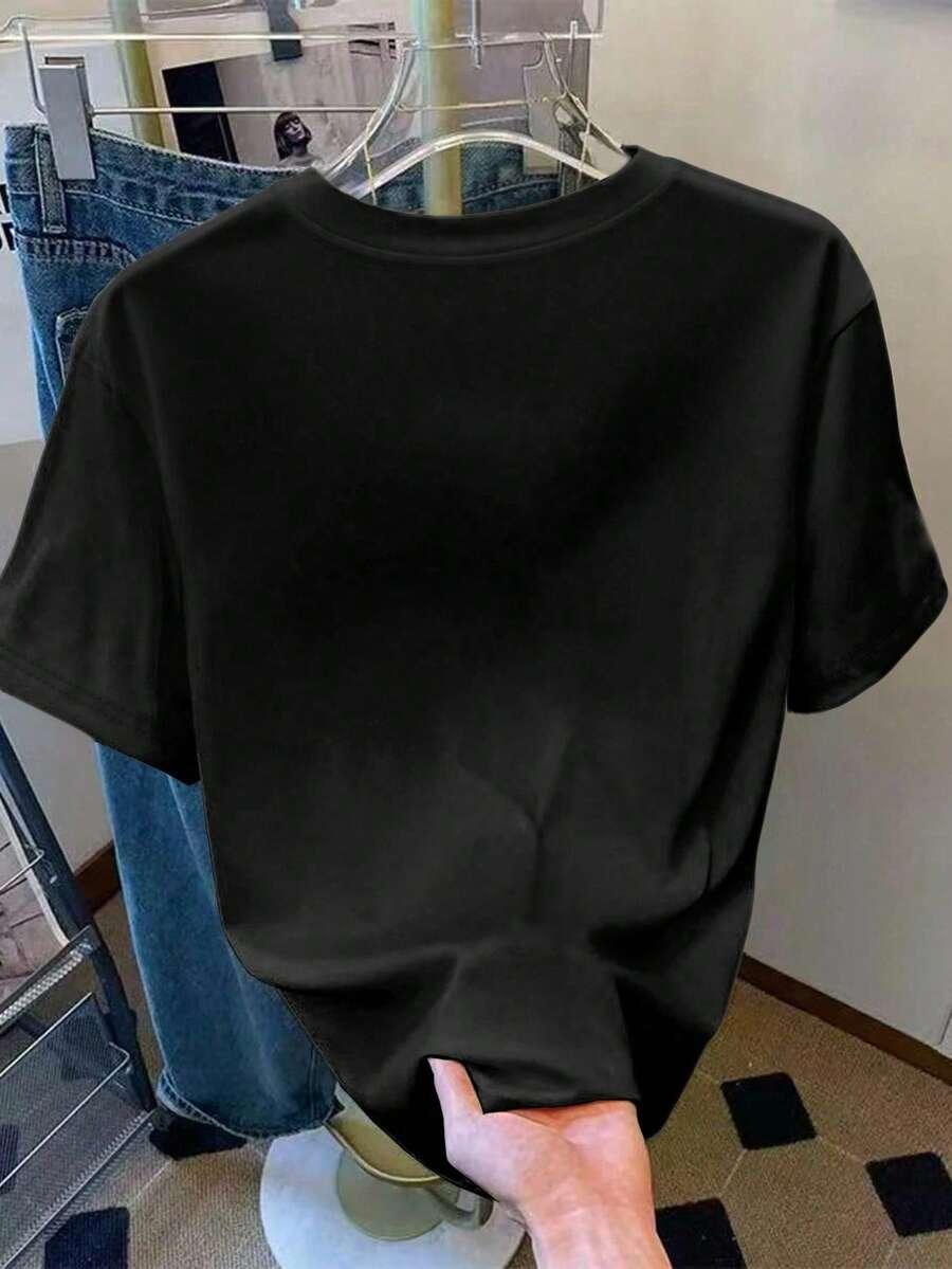 czarny t-shirt wzór wiśnia