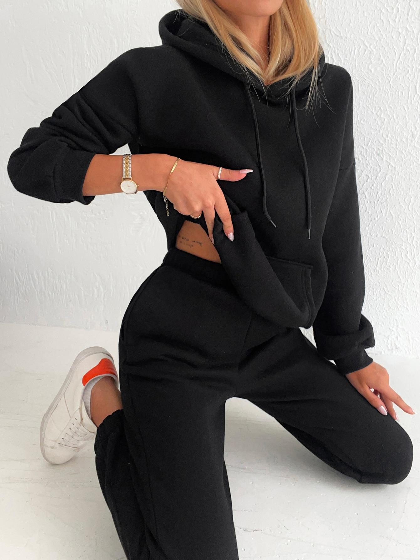 CZARNY KOMPLET BLUZA SPODNIE