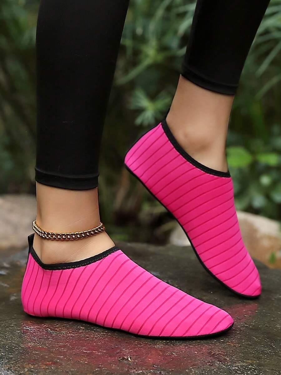 RÓŻOWE BUTY DO PŁYWANIA 
