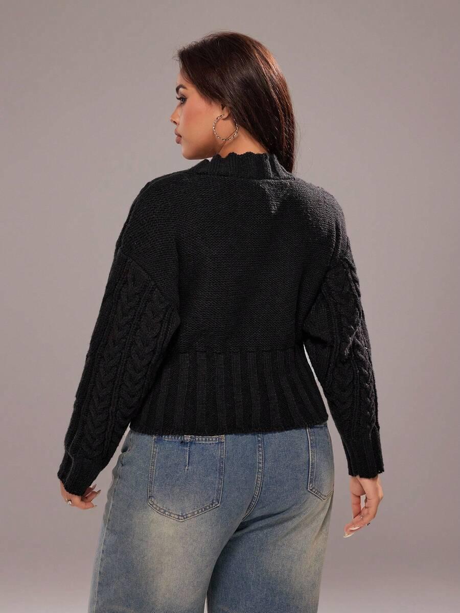 SWETER DAMSKI Z GŁĘBOKIM DEKOLTEM