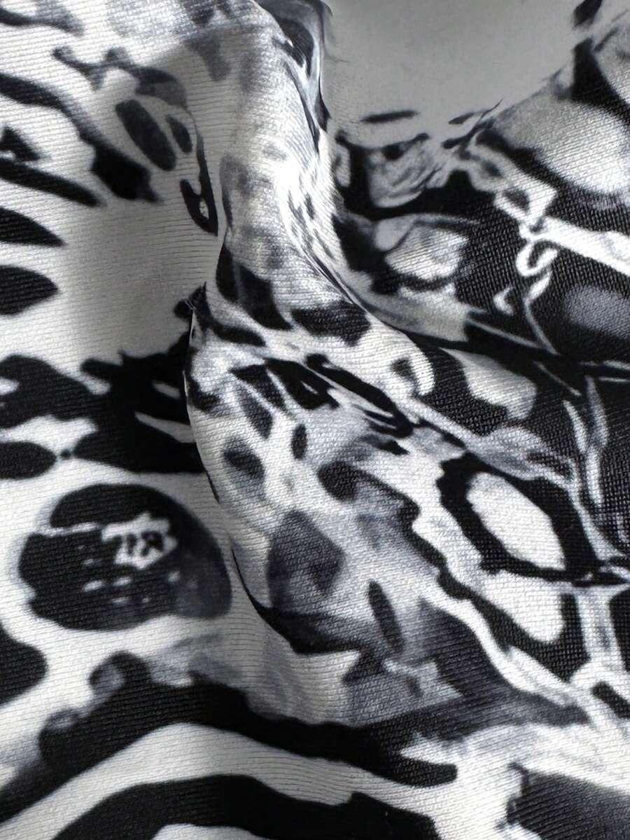 DWUCZĘŚCIOWY STRÓJ KĄPIELOWY ANIMAL PRINT kontrast