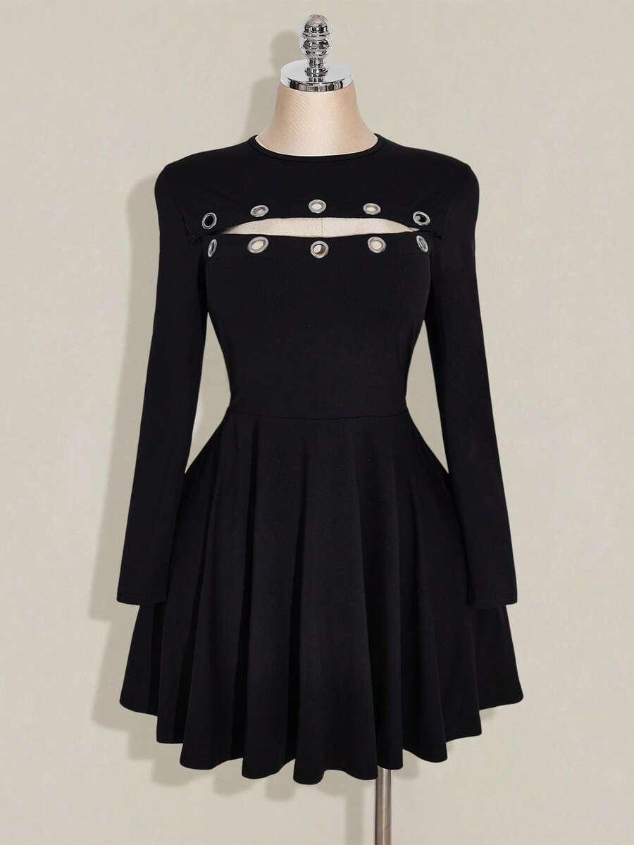 czarna mini sukienka