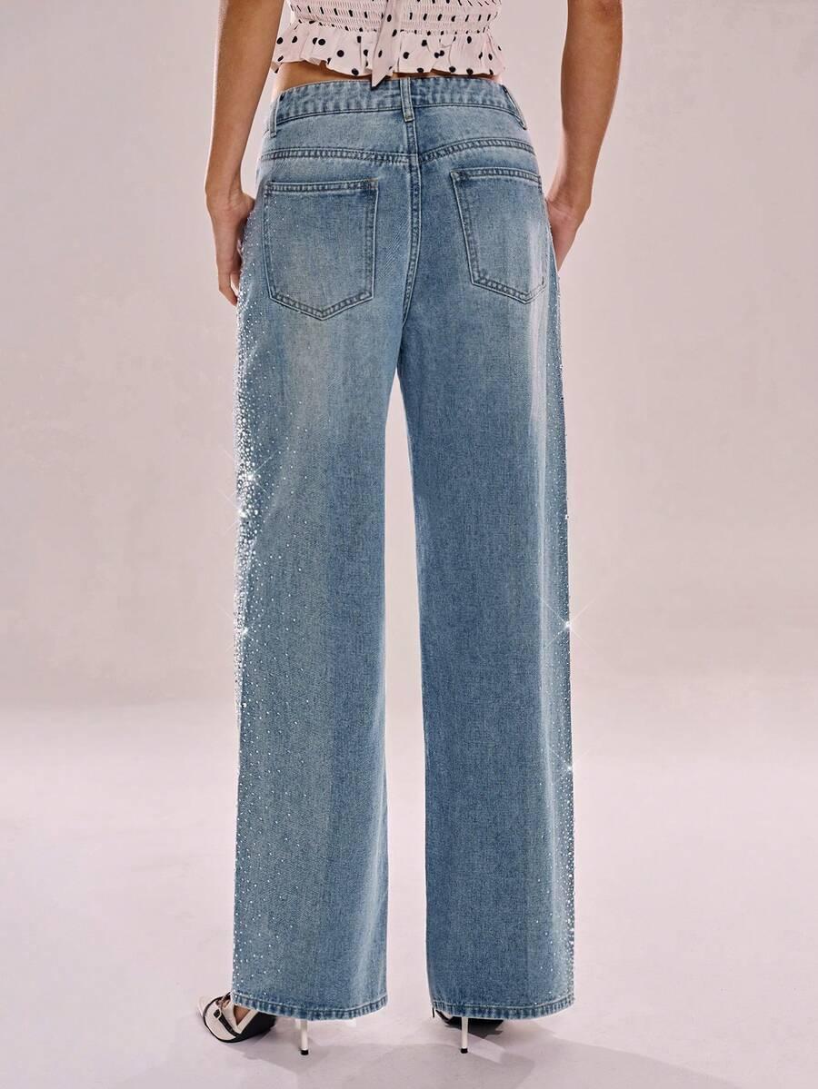 niebieskie spodnie jeans zdobienie 