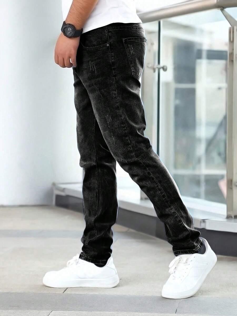 czarne spodnie jeans
