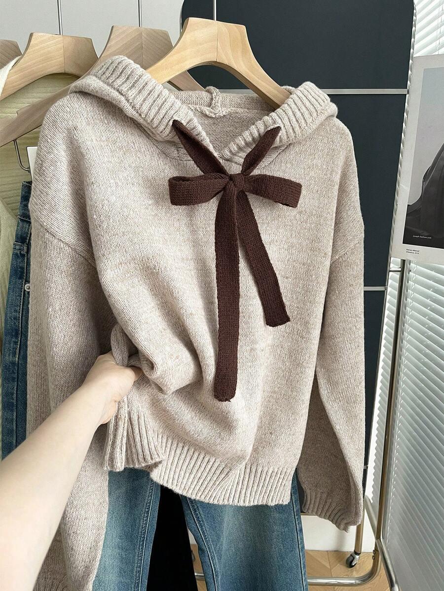 BEŻOWY SWETER Z KAPTUREM