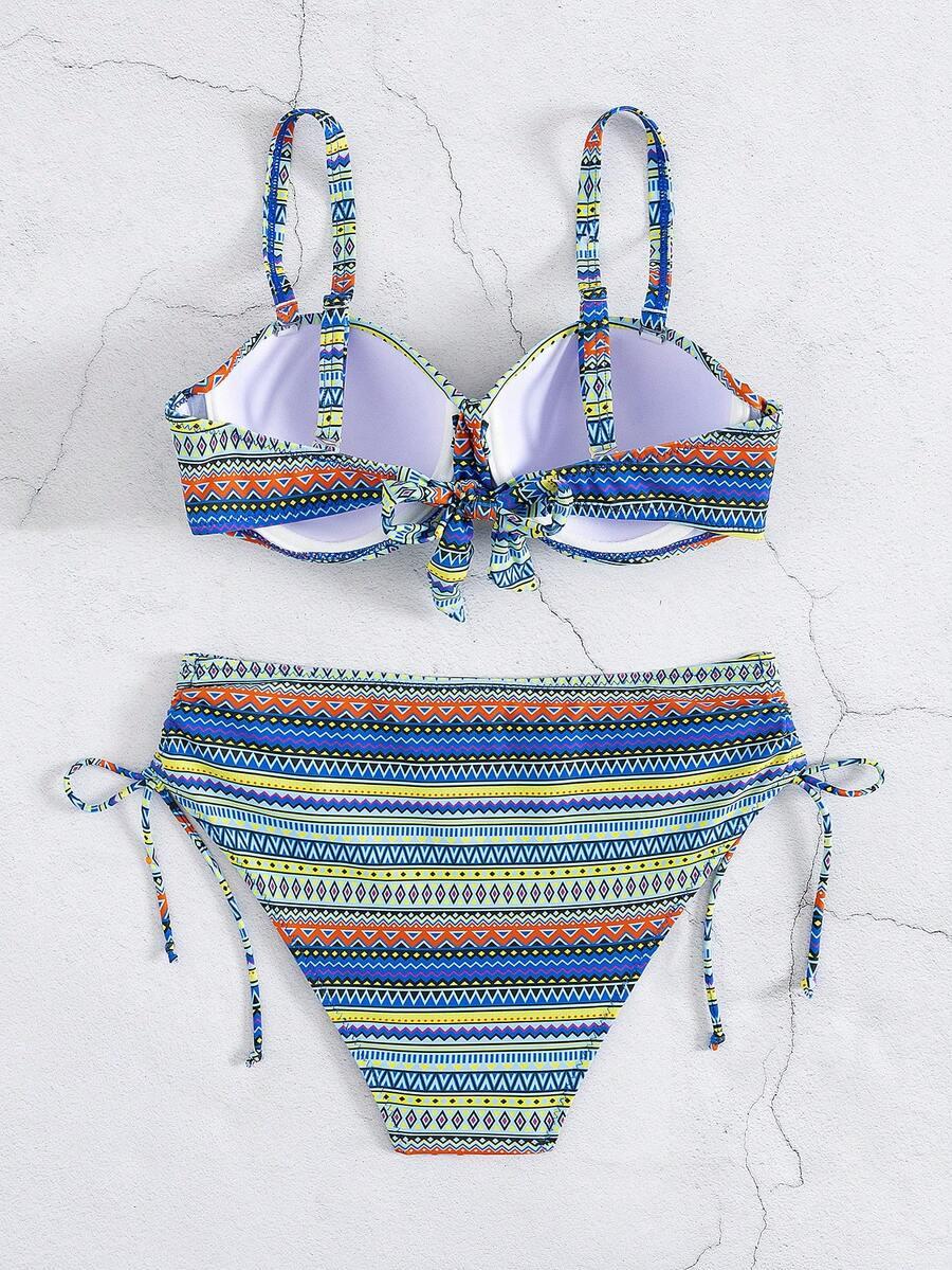 góra od bikini kontrast