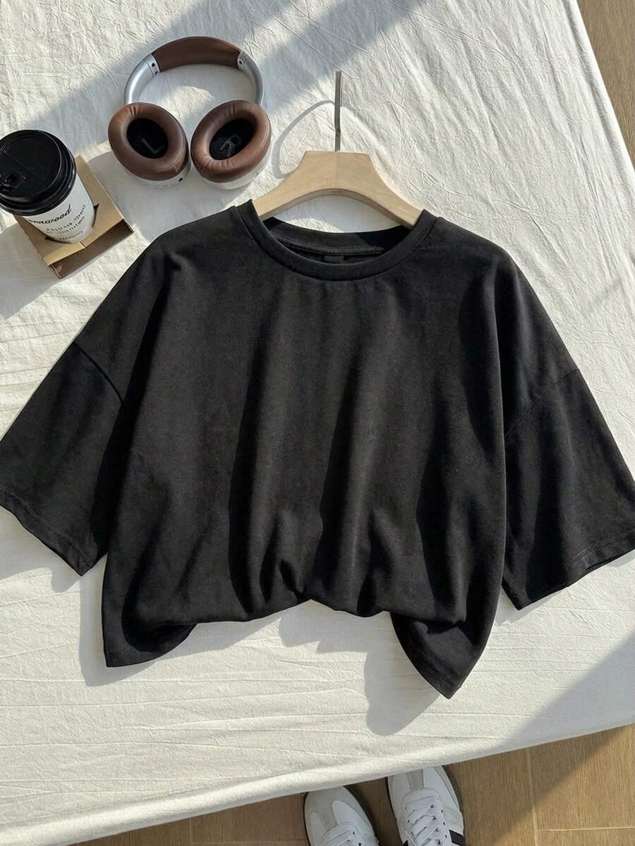 CZARNY T-SHIRT OKRĄGŁY DEKOLT