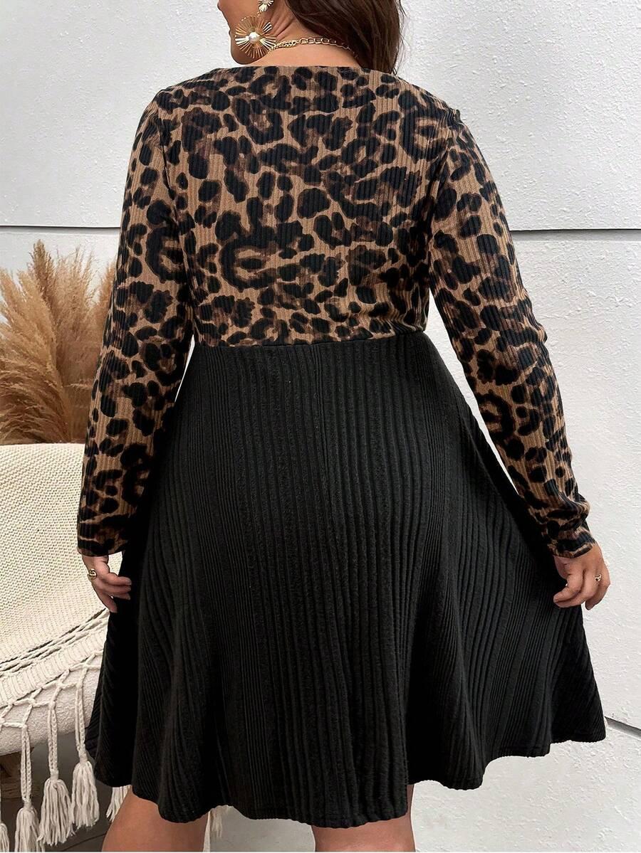 sukienka z długim rękawem animal print
