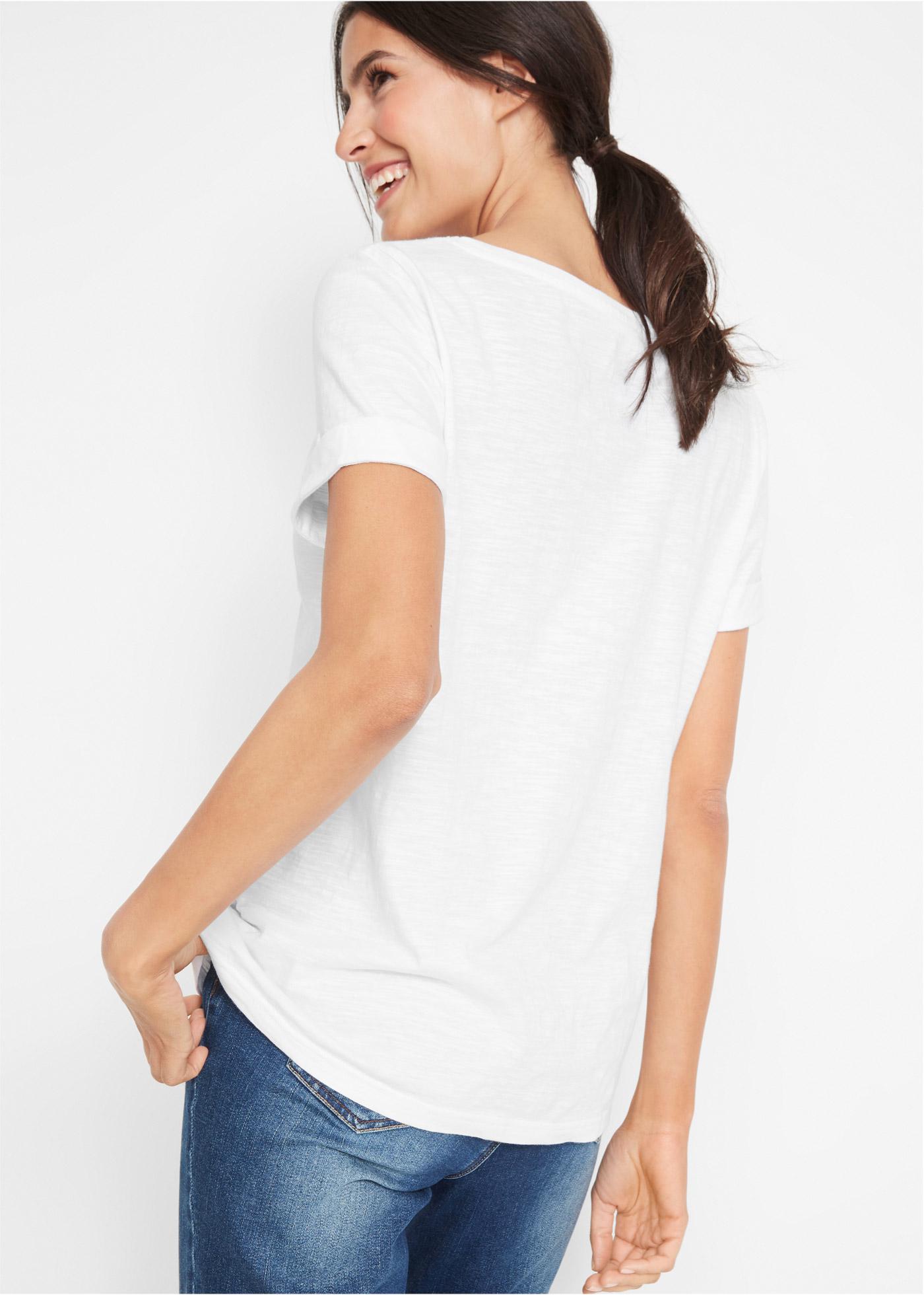 biały t-shirt kieszeń
