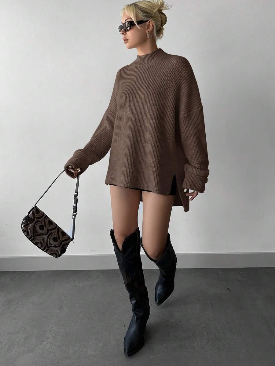 brązowy sweter stójka