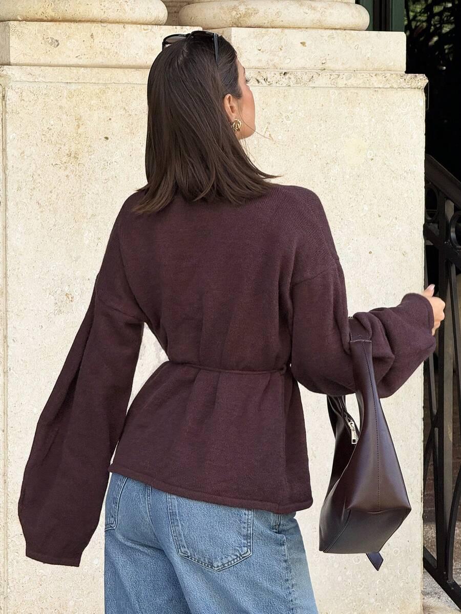 BRĄZOWY SWETER WIĄZANIE