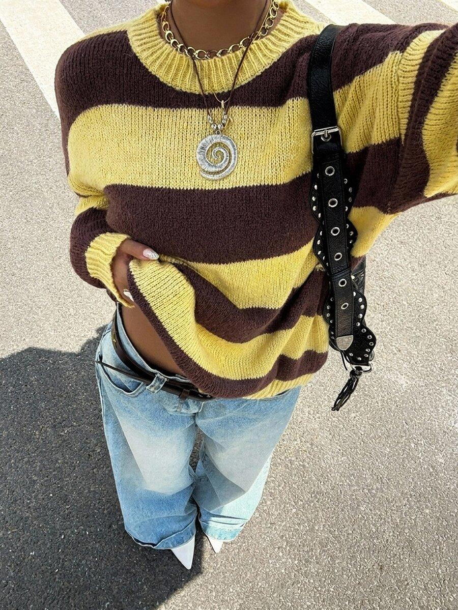 sweter długi rękaw wzór paski