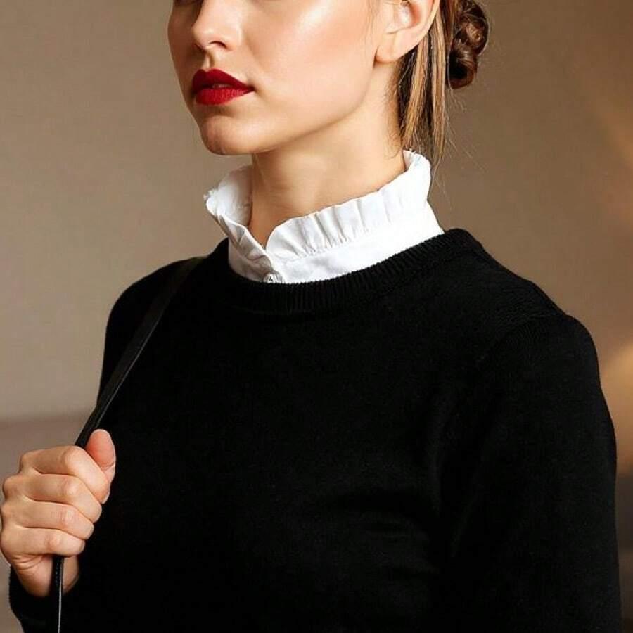 biały kołnierzyk stójka