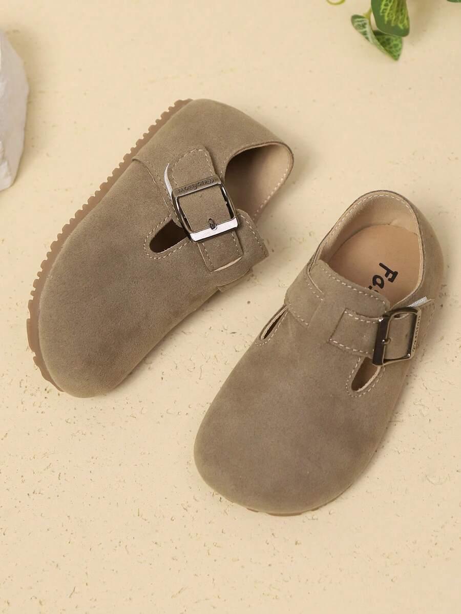 brązowe buty sprzączka